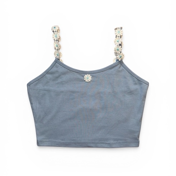 ROMWE Tops - ROMWE Blue Daisy Embroidered Feminine Floral Straps Cropped Cami, Size XS